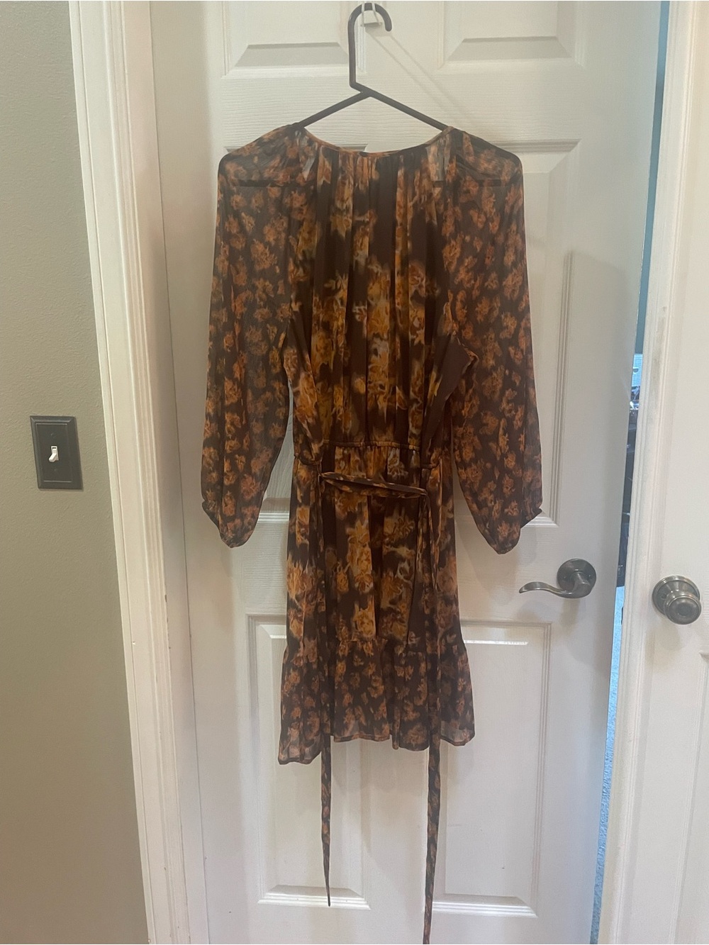 Vera Wang Brown and Gold Floral Long-Sleeve Belted Dress